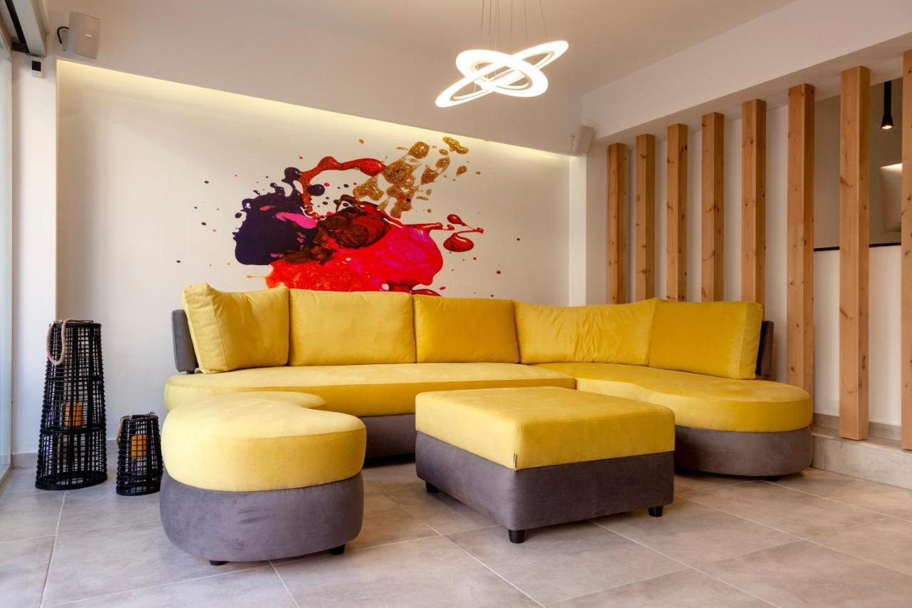 מלון Stay Inn